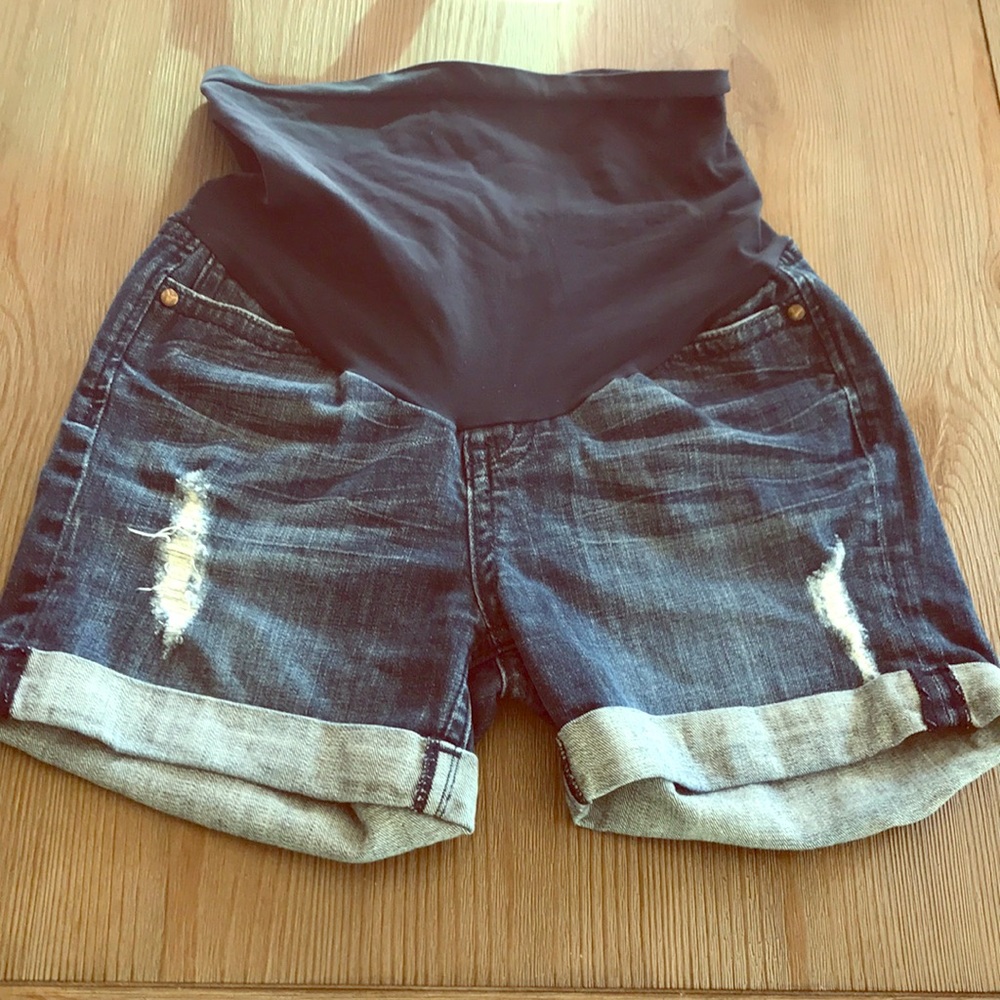 Vigoss Maternity Denim Shorts size 30